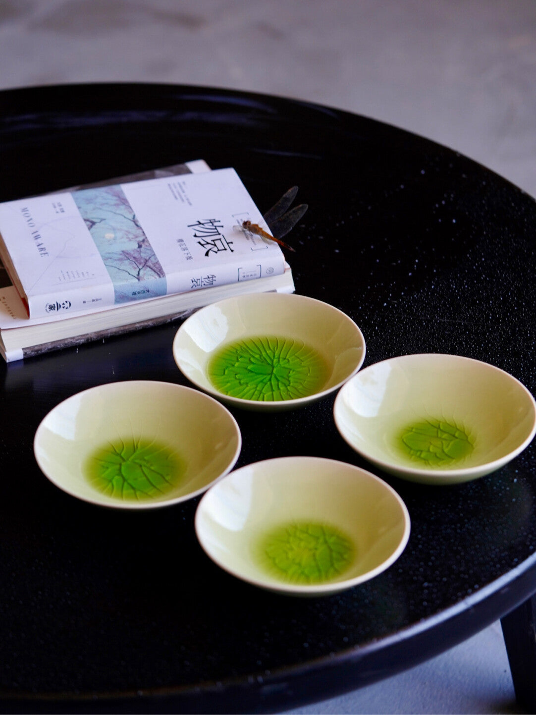 Emerald Ice-Crack Teapot Rest