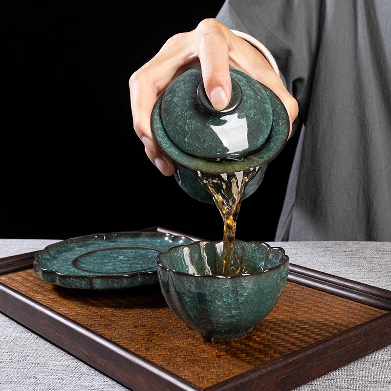 Ice‑Crackle Glaze Ceramic Teacup – Celadon‑Green-Crackle (180 ml each)