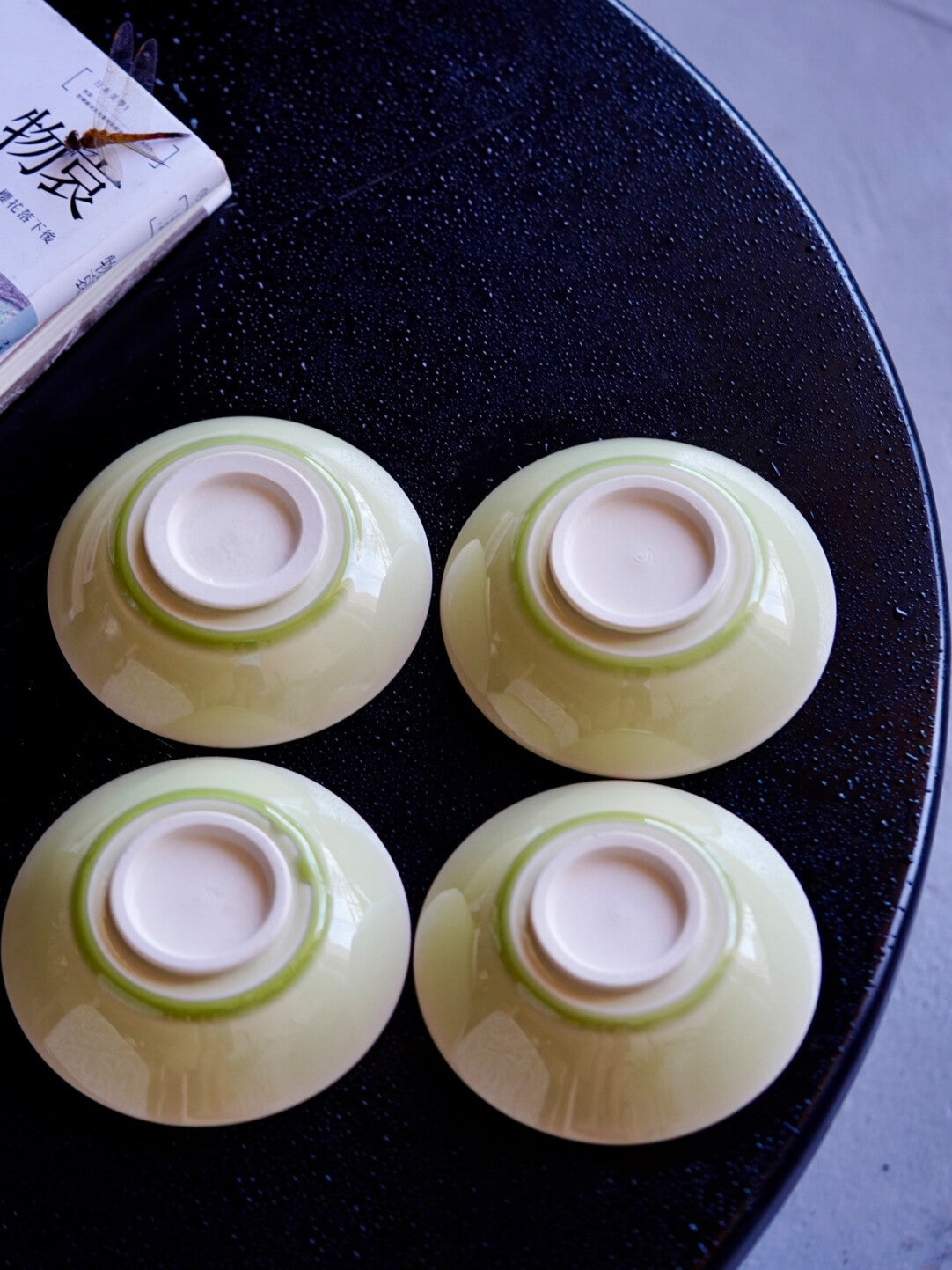 Emerald Ice-Crack Teapot Rest