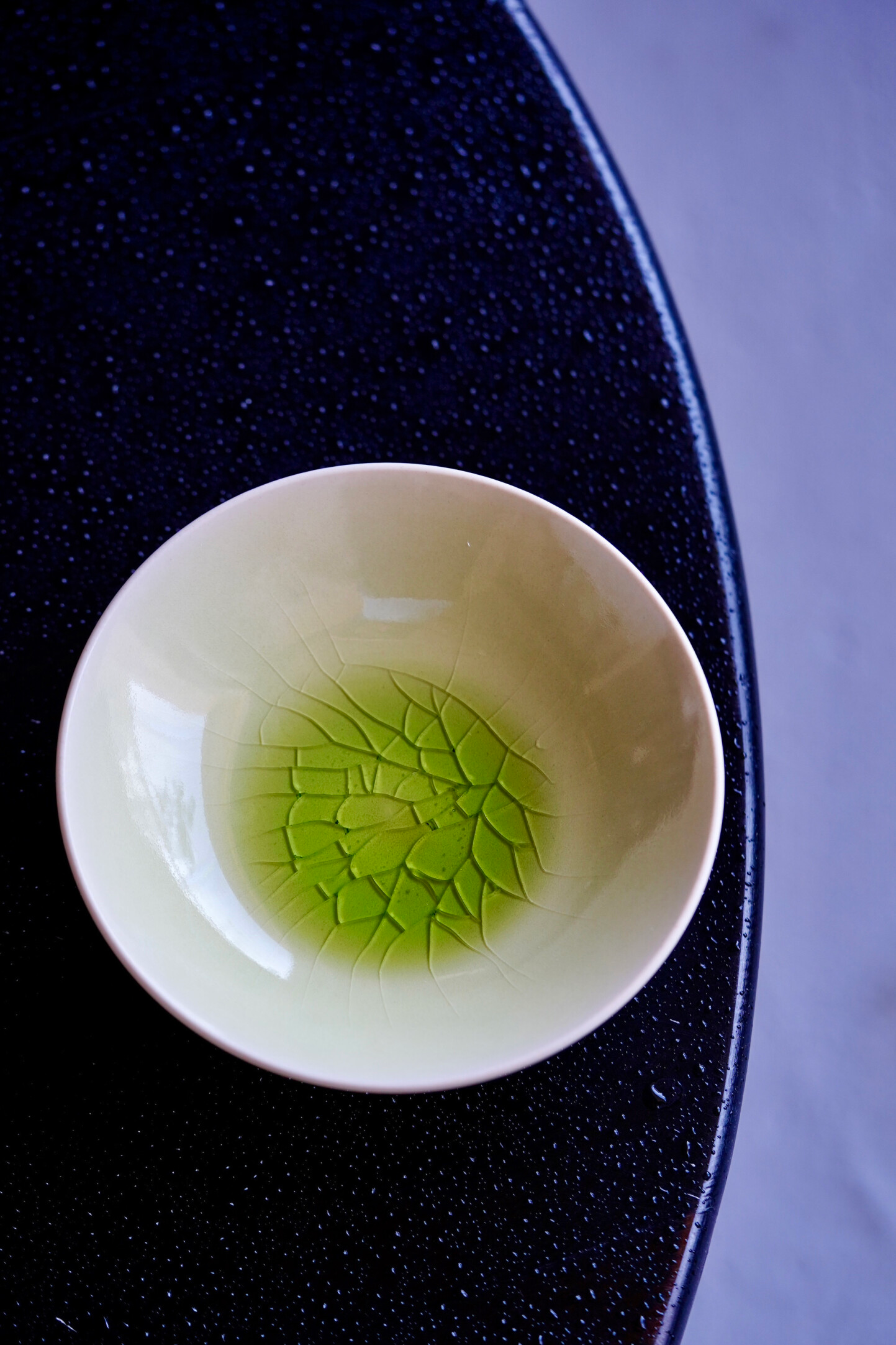 Emerald Ice-Crack Teapot Rest